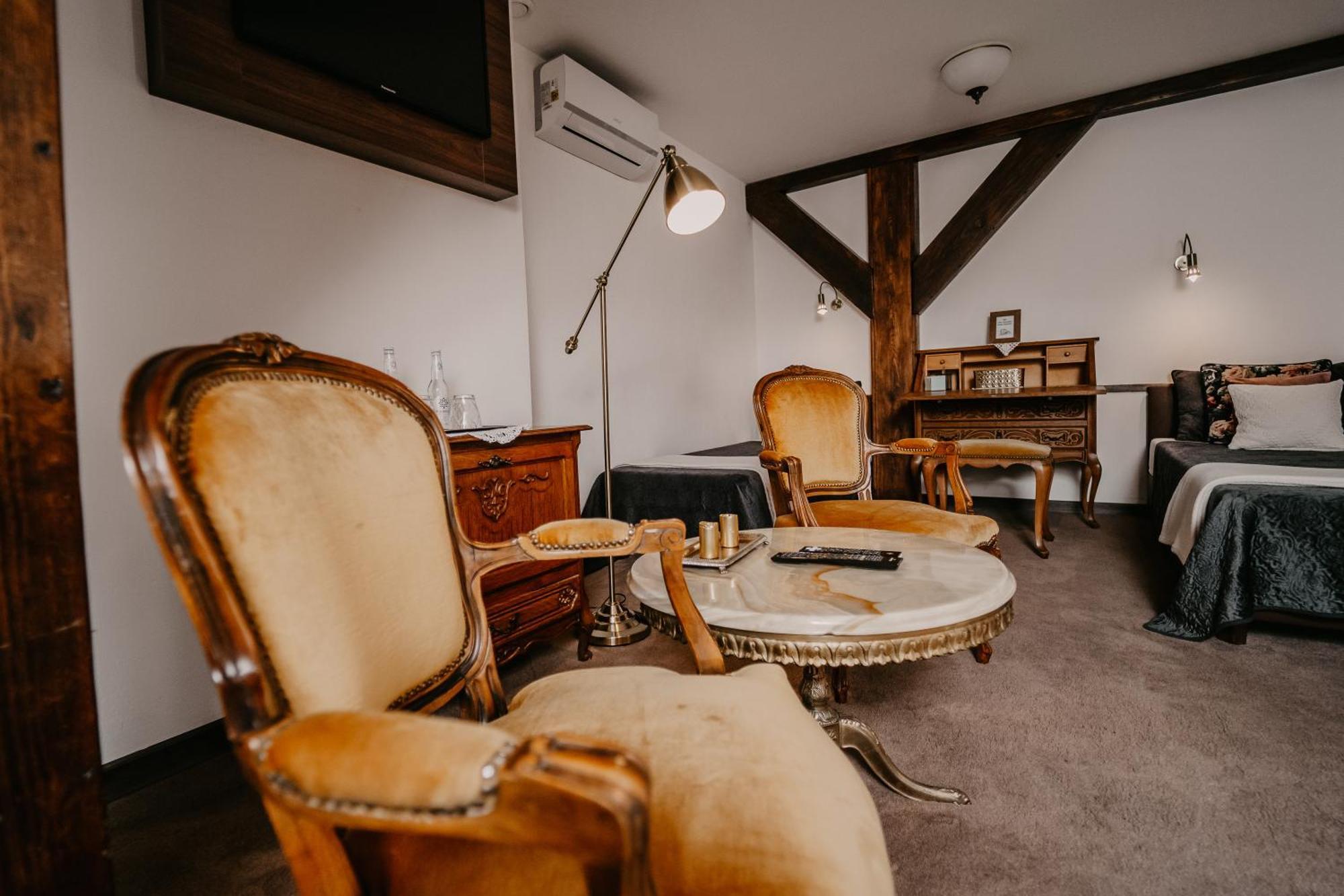 Villa Stary Mlyn W Brzeznicy Brzeznica  Exterior foto